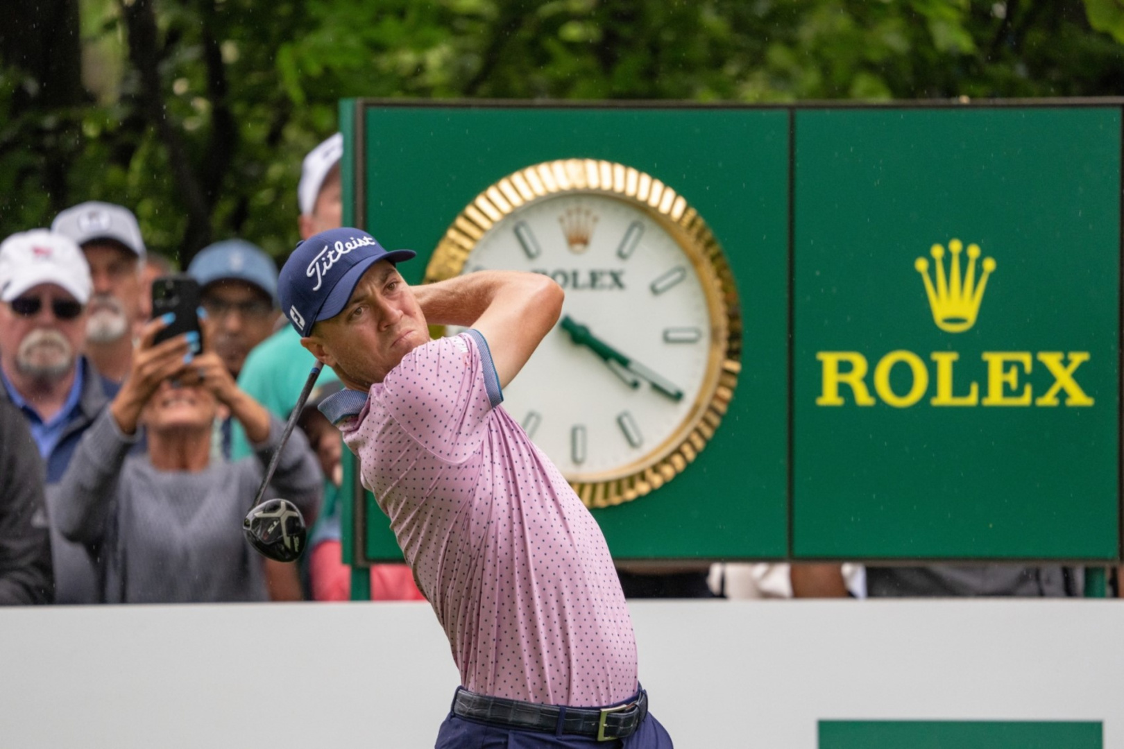 SMALL_勞力士代言人賈斯汀．湯瑪斯（JUSTIN THOMAS）在第105 屆PGA 錦標賽（PGA CHAMPIONSHIP）揮桿©Rolex／Chris Turvey